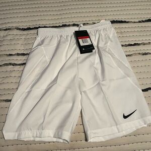 Nike, Dry-Fit, Youth, Unisex shorts. White size large.